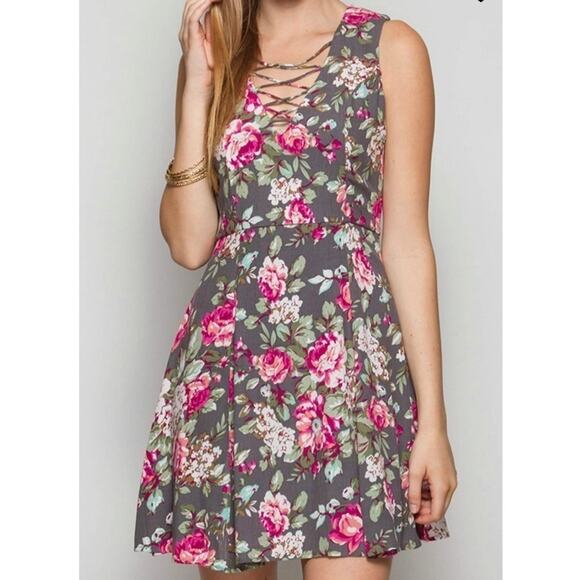 Floral CRISS-CROSS FRONT DRESS c - Picture 1 of 10